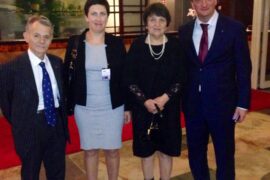 Tłumaczenie polsko-rosyjskie podczas gali wręczenia Nagrody Solidarności