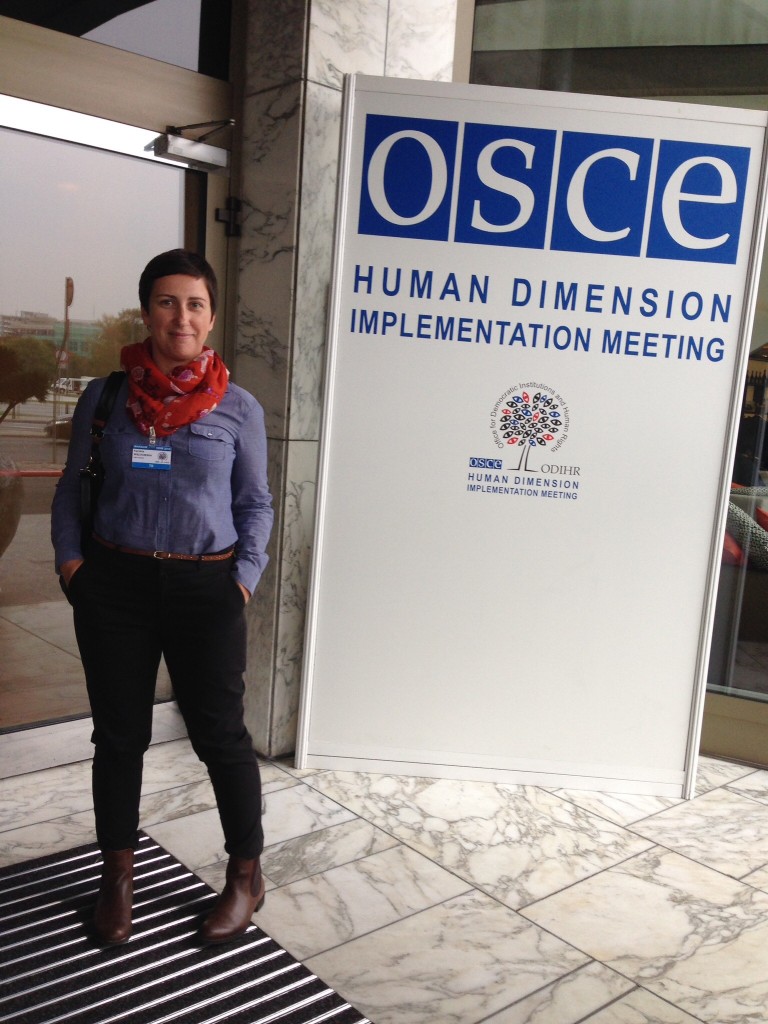 Tłumaczenie angielsko-rosyjskie na konferencji OBWE w Warszawie