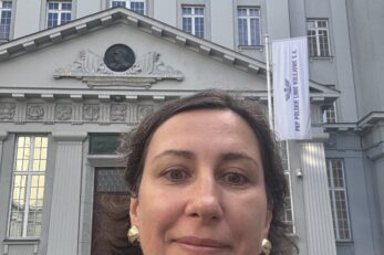 Tłumaczenie kabinowe we wspaniałych wnętrzach gmachu PKP